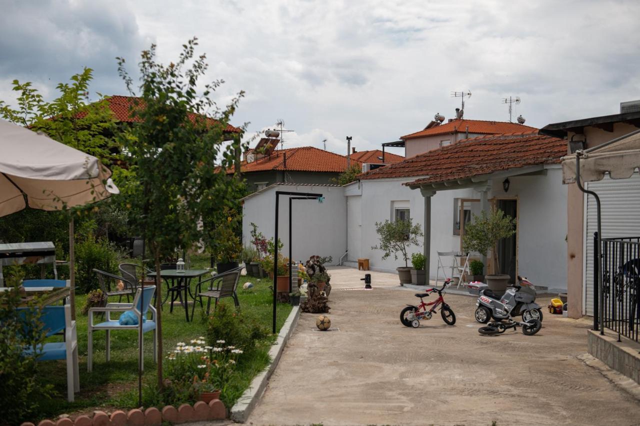 Agrikia Tis Vasilikis Apartment Ormília Exterior foto
