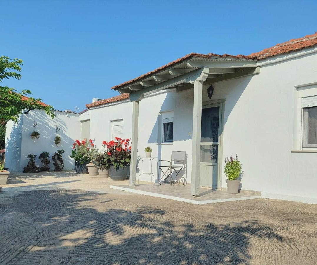 Agrikia Tis Vasilikis Apartment Ormília Exterior foto